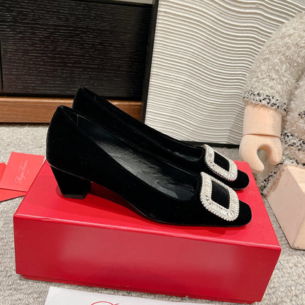 BELLE VIVIER PUMPS IN BLACK VELVET
