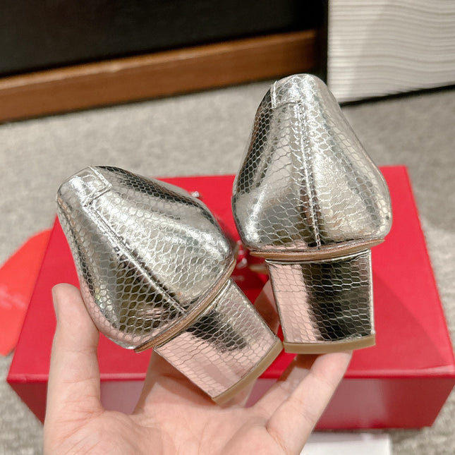 BELLE VIVIER PUMPS IN SILVER METALLIC LIZARD EMBOSSED CALFSKIN