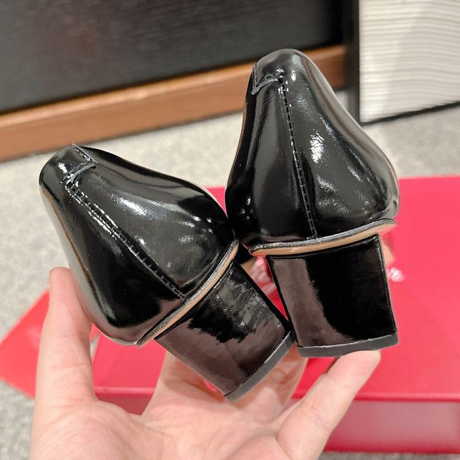BELLE VIVIER PUMPS IN BLACK PATENT CALFSKIN