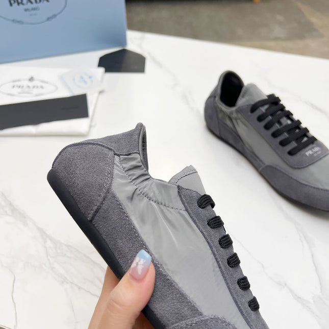 COLLAPSE SNEAKERS IN GRAY SUEDE AND NYLON