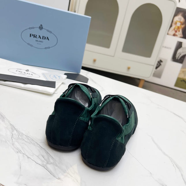 COLLAPSE SNEAKERS IN BLACK SUEDE AND FOREST GREEN NYLON