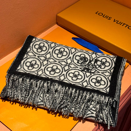 FLOWER MONOGRAM SCARF 180 CM IN BLACK MIX WHITE CASHMERE 388305