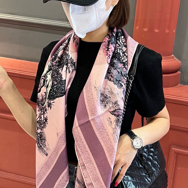SQUARE SCARF 110 CM IN COLORFUL SILK VELEVET 389724