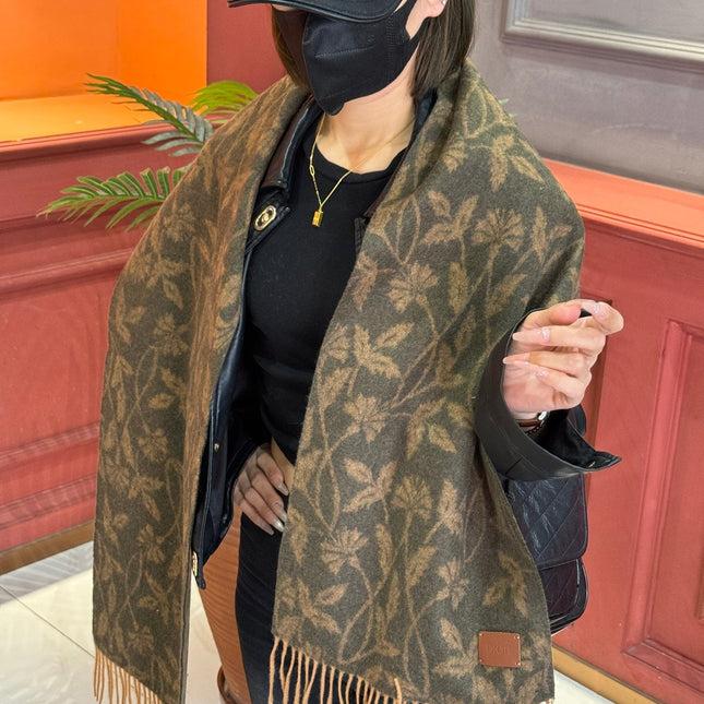 SCARF 180 CM IN OLIVE GREEN MONOGRAM CASHMERE 394642