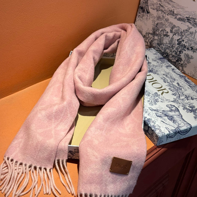 SCARF 180 CM IN BABY PINK MONOGRAM CASHMERE 394643