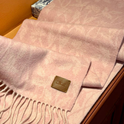 SCARF 180 CM IN BABY PINK MONOGRAM CASHMERE 394643