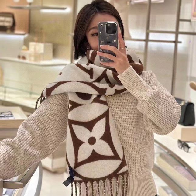 MEDALLION SCARF 235 CM IN CHOCOLATE BROWN MIX WHITE WOOL 399900