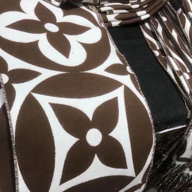 MEDALLION SCARF 235 CM IN CHOCOLATE BROWN MIX WHITE WOOL 399900