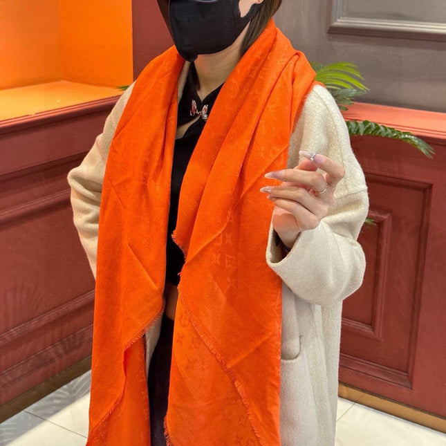 LV SCARF 140 CM IN CASHMERE 721462