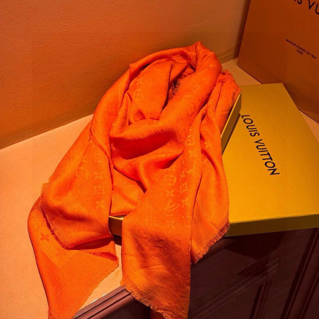 LV SCARF 140 CM IN CASHMERE 721462