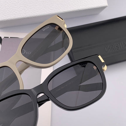 MONTAIGNE SUNGLASS CD6113 IN ACETATE