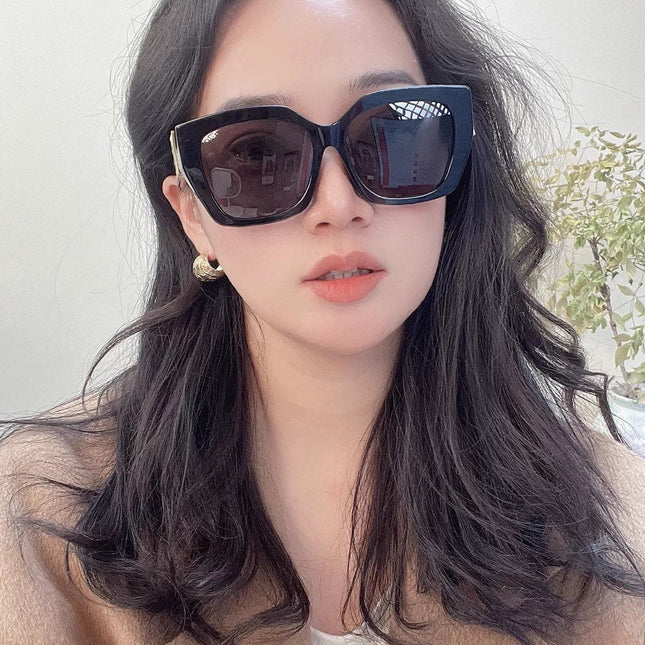 MONTAIGNE SUNGLASS CD1113 IN ACETATE