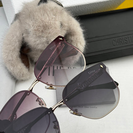 MONTAIGNE SUNGLASS CD8640 IN METAL