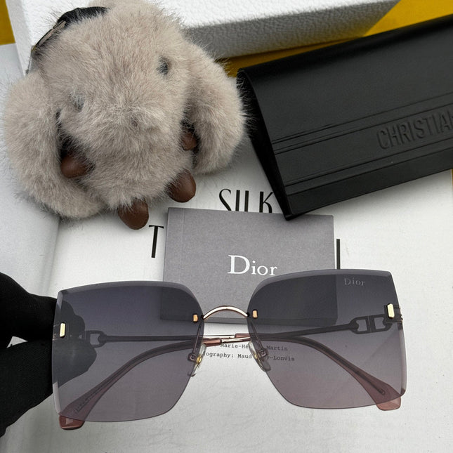 MONTAIGNE SUNGLASS CD3641 IN METAL