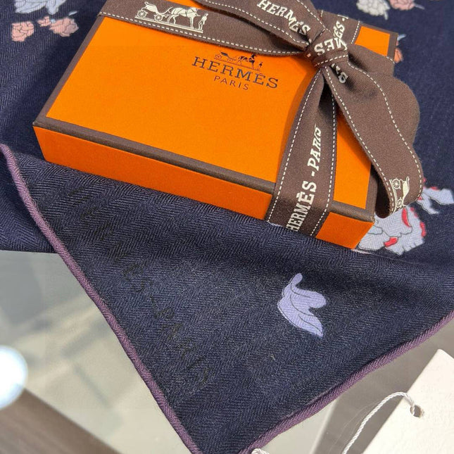 HERMES 25S SCARF 140 IN SILK 724765