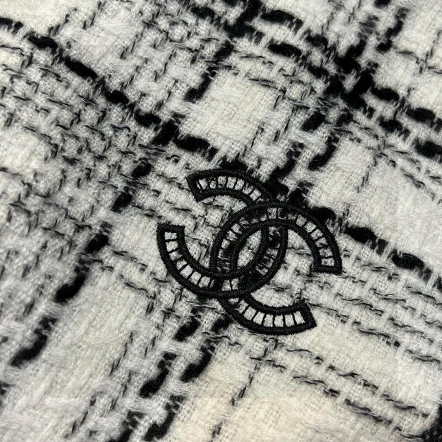 CHANEL 25S SCARF 185 IN CASHMERE 730559