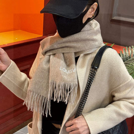 LV SCARF 180 CM IN CASHMERE 730568