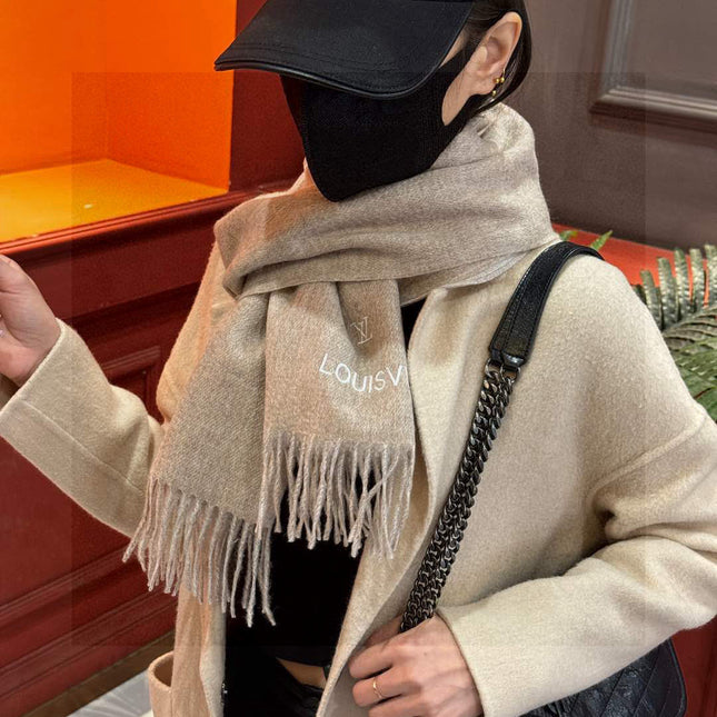 LV SCARF 180 CM IN CASHMERE 730568