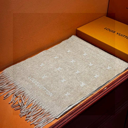 LV SCARF 180 CM IN CASHMERE 730568
