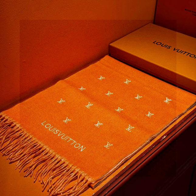 LV SCARF 180 CM IN CASHMERE 730569