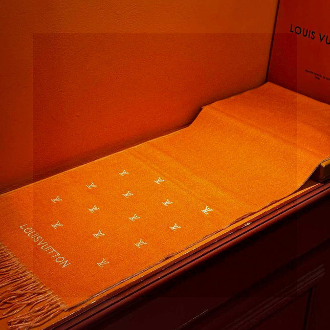LV SCARF 180 CM IN CASHMERE 730569