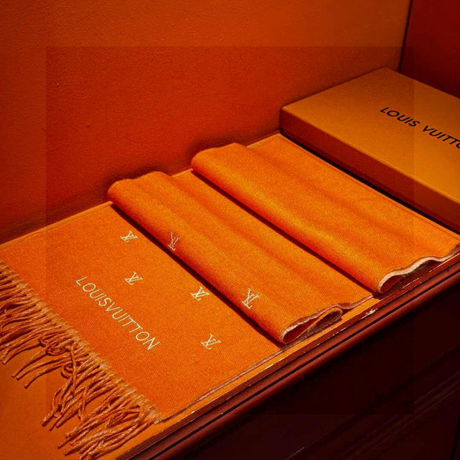 LV SCARF 180 CM IN CASHMERE 730569