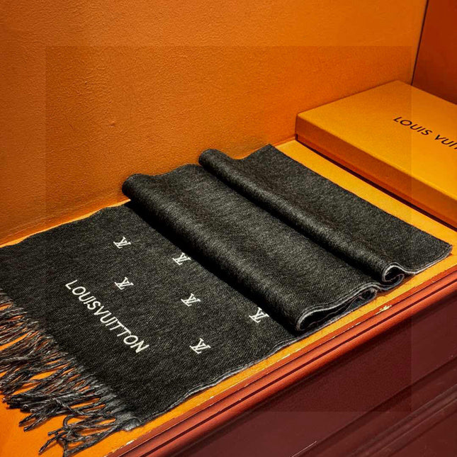 LV SCARF 180 CM IN CASHMERE 730575