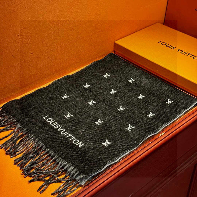 LV SCARF 180 CM IN CASHMERE 730575