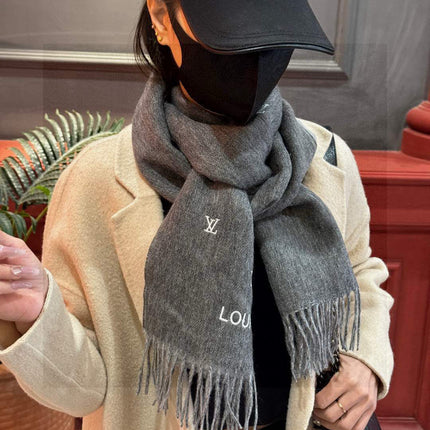 LV SCARF 180 CM IN CASHMERE 730576