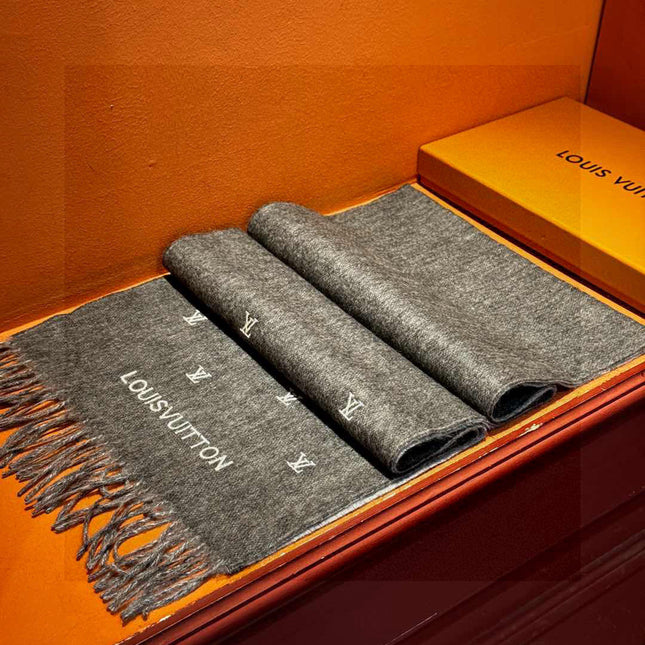 LV SCARF 180 CM IN CASHMERE 730576