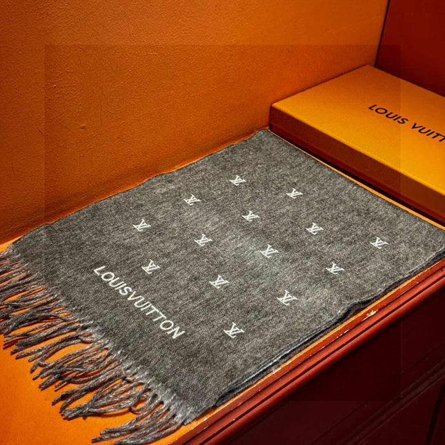 LV SCARF 180 CM IN CASHMERE 730576