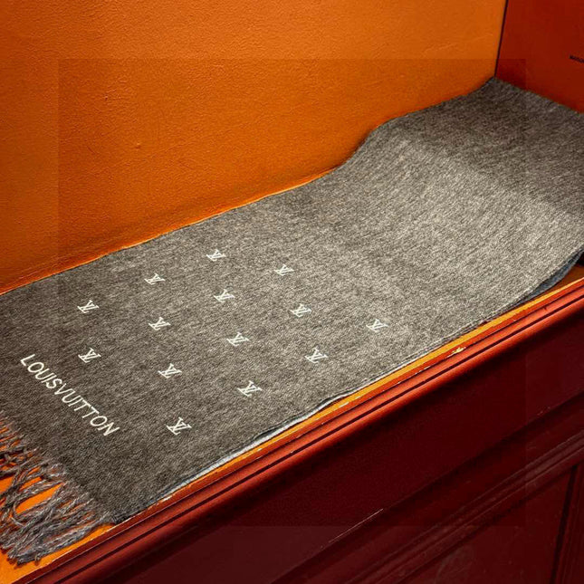 LV SCARF 180 CM IN CASHMERE 730576
