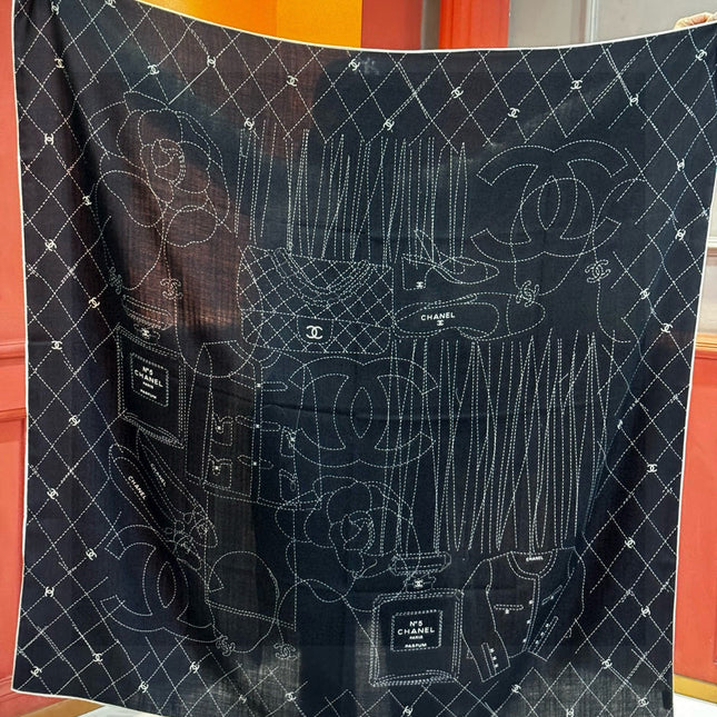 CHANEL 25S SCARF 140 IN SILK 735800