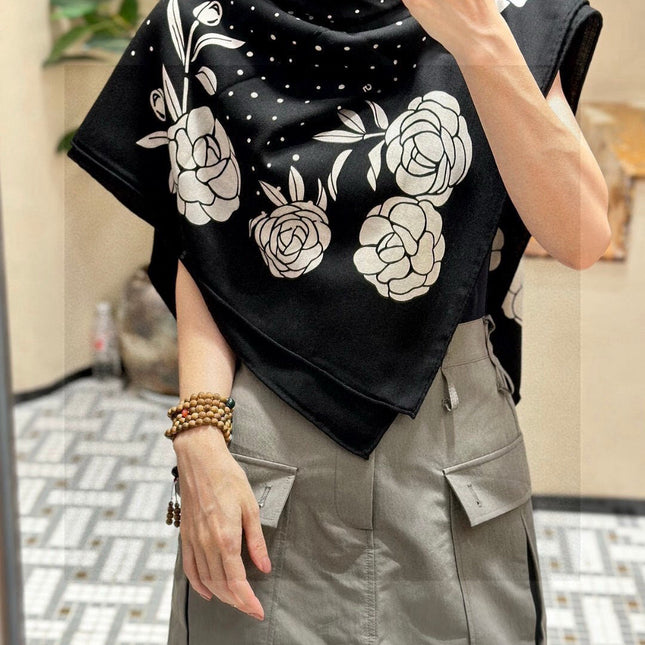 CHANEL 25S SCARF 140 IN SILK 735805