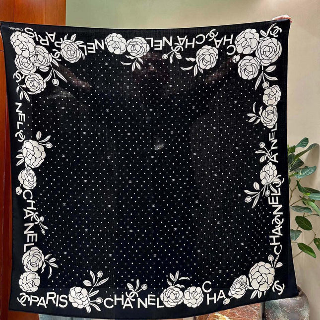 CHANEL 25S SCARF 140 IN SILK 735805