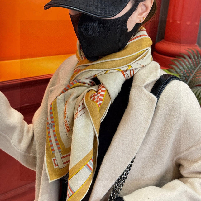 HERMES 25S SCARF 140 IN SILK AND CASHMERE 735808
