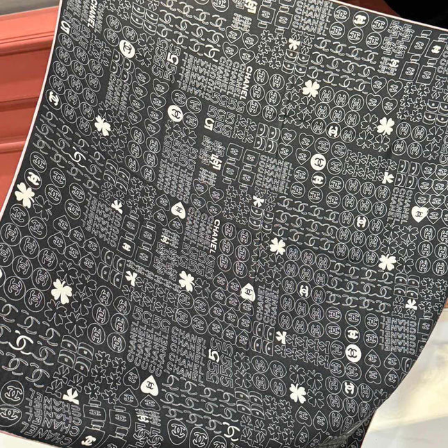 CHANEL 25S SCARF 110 IN CASHMERE SILK 738477