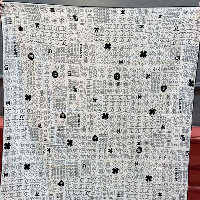 CHANEL 25S SCARF 110 IN CASHMERE SILK 738478