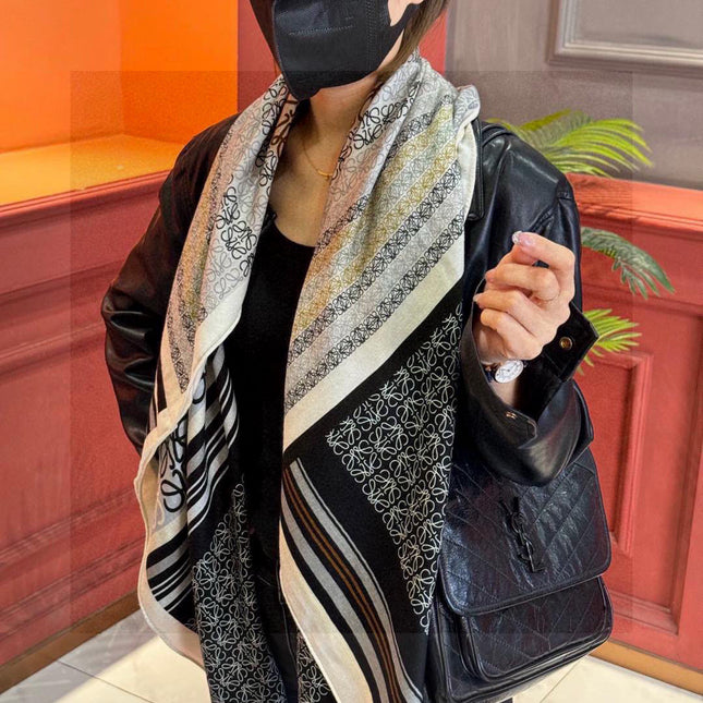 LOEWE 25S SCARF 140 IN CASHMERE SILK 738548