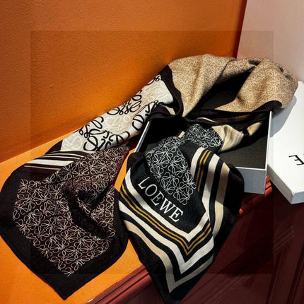 LOEWE 25S SCARF 140 IN CASHMERE SILK 738549