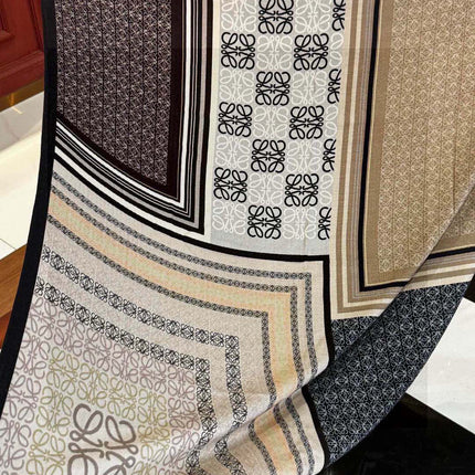 LOEWE 25S SCARF 140 IN CASHMERE SILK 738549