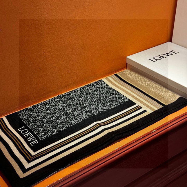 LOEWE 25S SCARF 140 IN CASHMERE SILK 738549