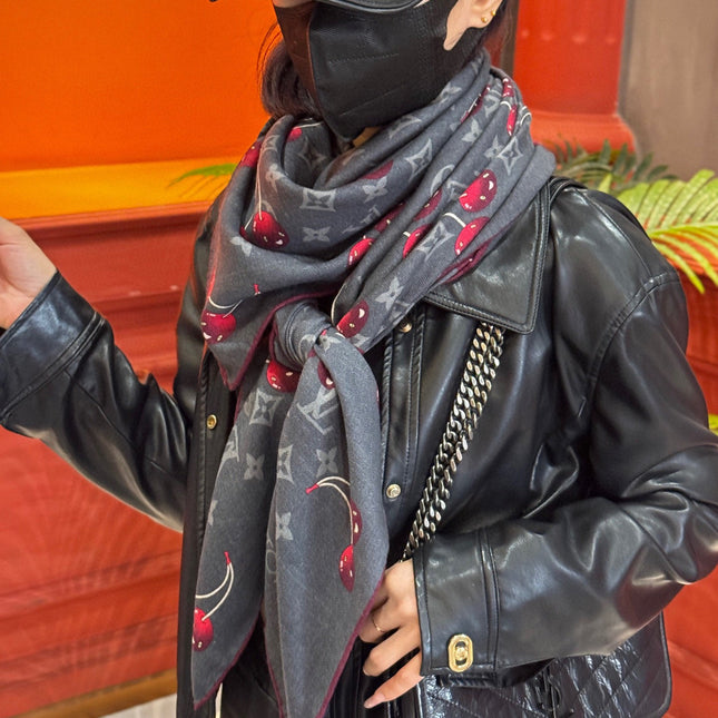 LV SCARF 140 CM IN SILK-CASHMERE BLEND 737268