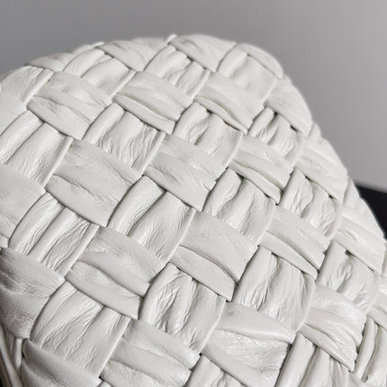 CLASSIC KNOT 20 IN WHITE LAMBSKIN