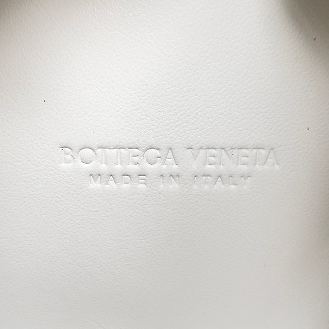 BV Small Parachute 21 White Lambskin Ghw