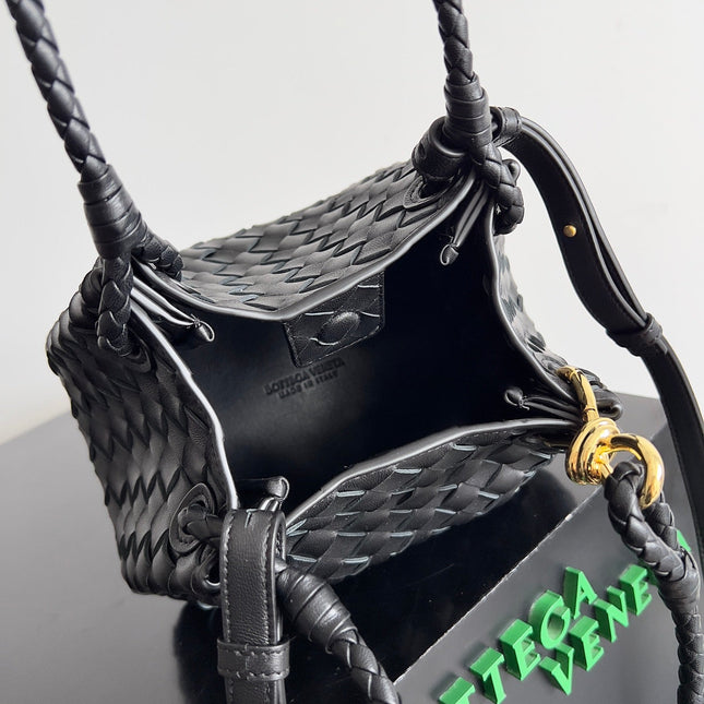 BV Small Parachute 21 Black Lambskin Ghw