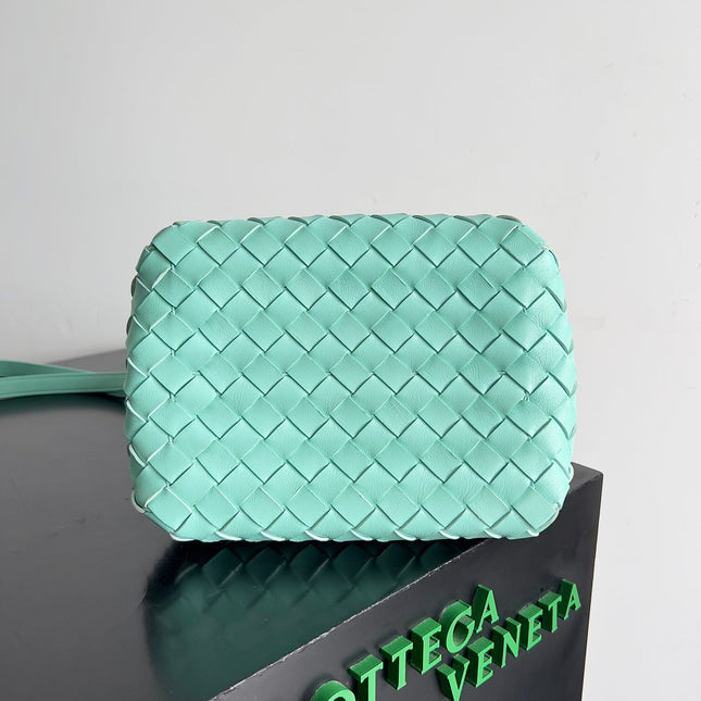 BV Small Parachute 21 Green Oasis Lambskin Ghw