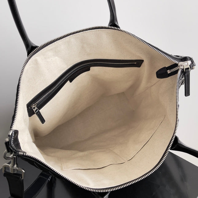 BOTTEGA VENETA 25S ANDIAMO LARGE INTRECCIATO 39 IN BLACK CALFSKIN
