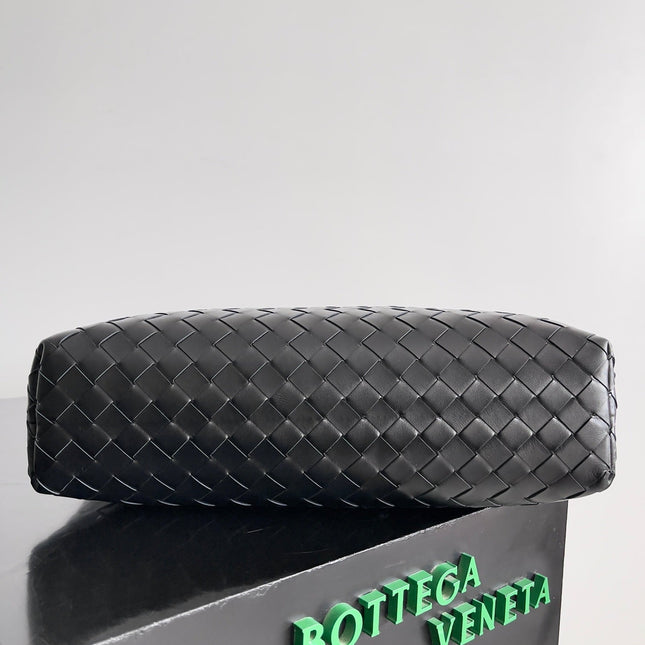 BOTTEGA VENETA 25S ANDIAMO LARGE INTRECCIATO 39 IN BLACK CALFSKIN