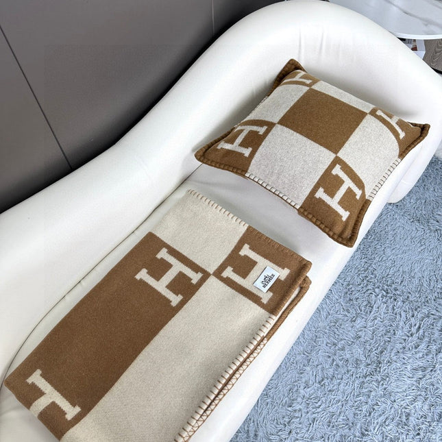 AVALON THROW BLANKET 170 CM IN CIDER BROWN CASHMERE 294473